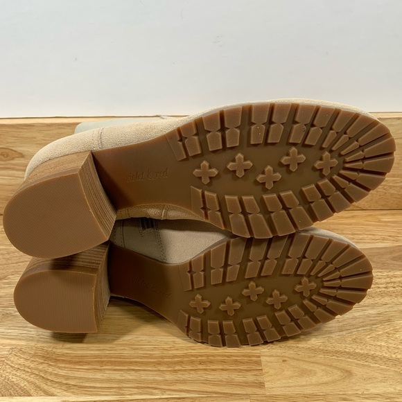 New Violet & Red 8.5 Tan Beige Loaded Knit Cuff Bootie Stacked Heel Boots - Picture 7 of 8